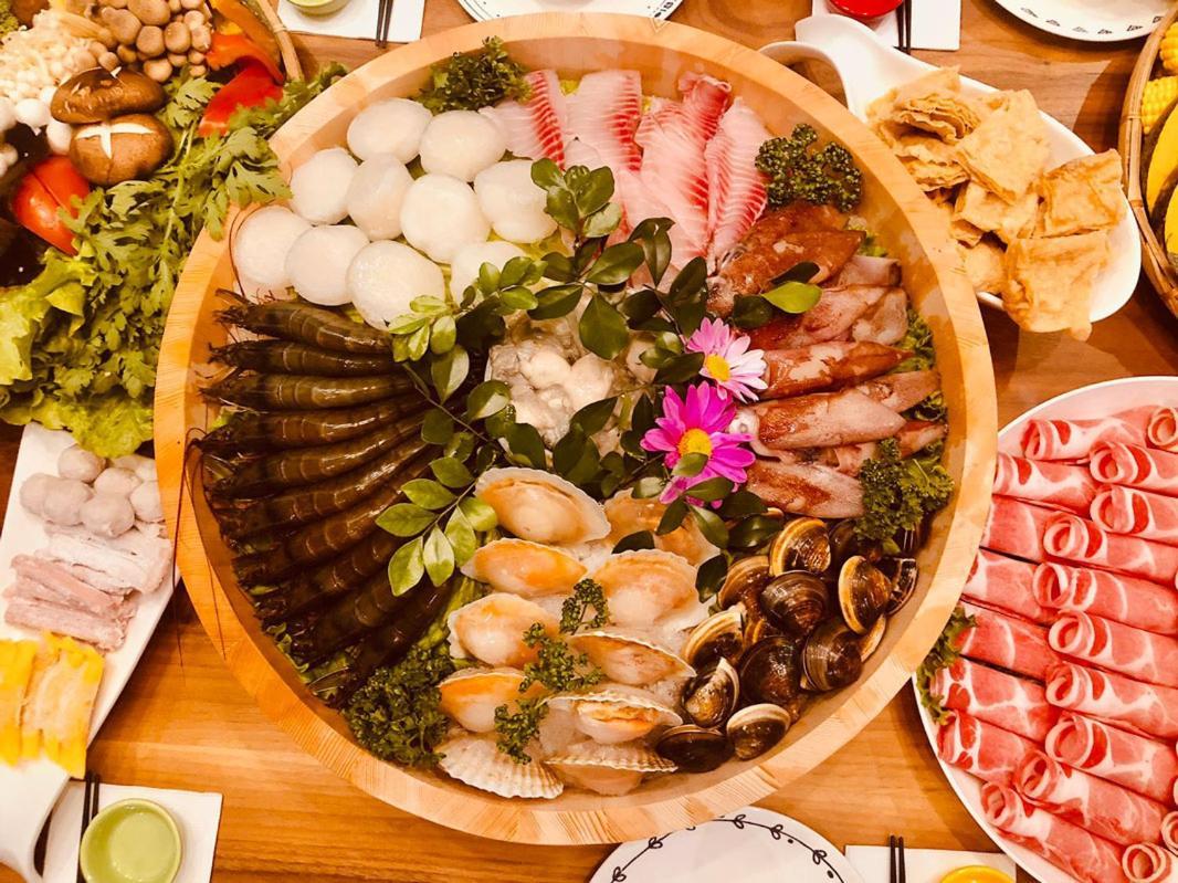 巴黎villa 主題派對k歌 Bbq 麻將包棟 Luodong Bagian luar foto